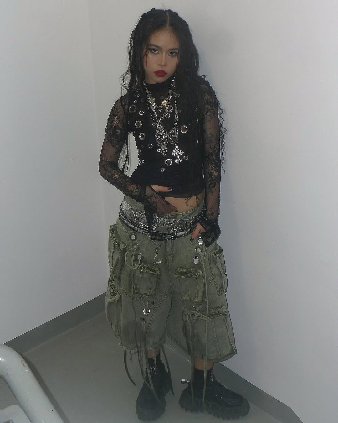 thời trang rapper Tlinh 
