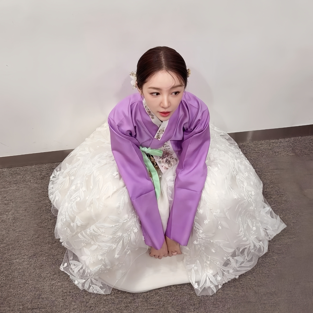 Yoon Eun Hye hồi sinh diện mạo Thái tử phi Shin Chae Kyung trong cung đình.