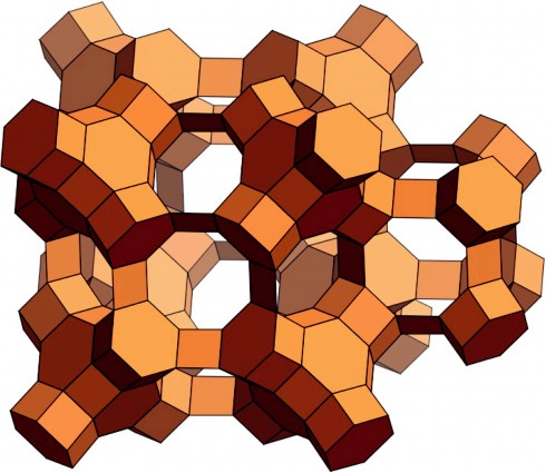 Z. Zeolite: Một nhóm khoáng chất tự nhiên được sử dụng làm chất hút ẩm ở mỹ phẩm - Các nghiên cứu cho thấy chúng còn có tính chất chống ung thư. Zeolite thường được xay ra thành bột và sử dụng để hút chất độc trên da và tẩy tế bào chết. Zeolite được ưa chuộng đặc biệt và sử dụng rộng rãi ở Úc.