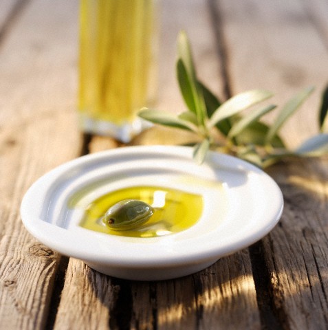 Phương pháp dưỡng da bằng dầu olive