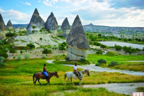 Mải mê khám phá mọi thứ ở Cappadocia