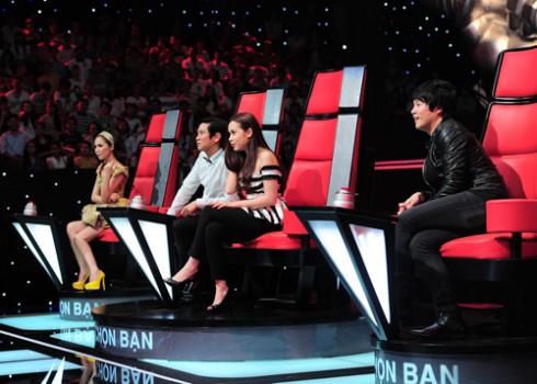 Thanh Bùi thắng đậm trong The Voice Kids.