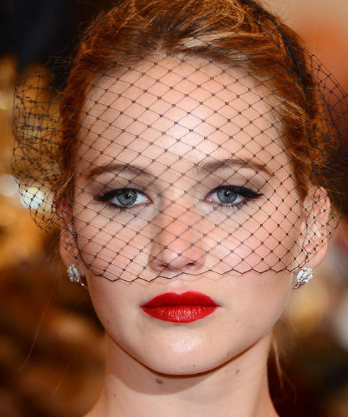 jennifer-lawrence-met-ball-2013-via-www.aufeminin.com_