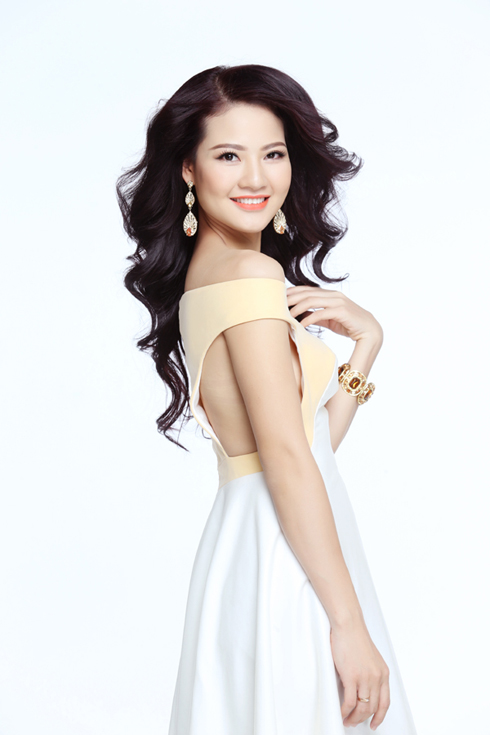 Hoa hậu Trần Thị Quỳnh