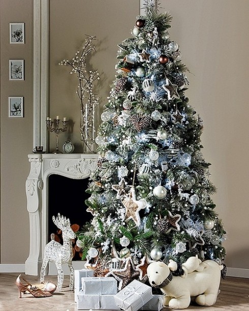 exciting-silver-and-white-christmas-tree-decorations-15