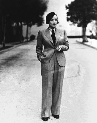 Minh tinh Marlene Dietrich là biểu tượng của thời trang Phi giới tính