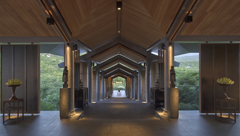 Amanoi - Central Pavilion 
Entrance Steps