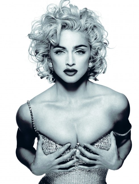 Madonna là một trong các ví dụ điển hình cho hiện tượng Princess Pan. Ở độ tuổi 50, bà vẫn giữ nguyên phong cách như một cô gái 20 tuổi và hẹn hò với những người đàn ông trẻ hơn mình rất nhiều.