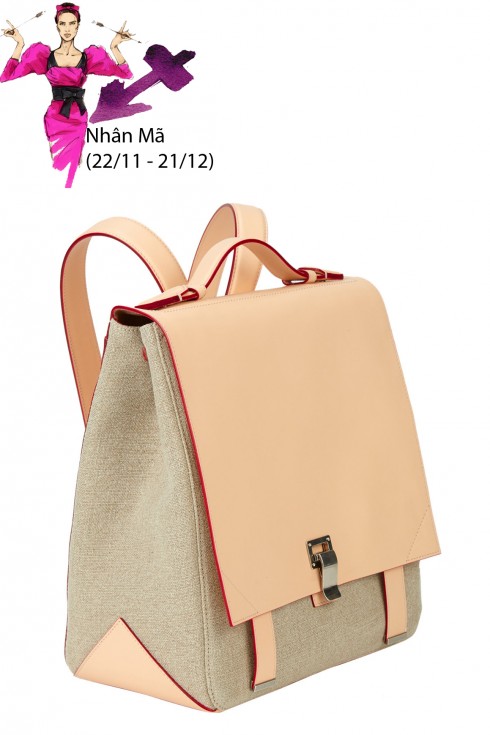 Nhân Mã (22/11 - 21/12)<br/>Nhân Mã yêu tự do sẽ bị đẩy vào thế tiến thoái lưỡng nan trong tuần này. Bạn nên cẩn ngôn hơn, tránh tự rước về những rắc rối do “vạ miệng”. Người mà bạn yêu quý sẽ không thể ở gần bên bạn, nhưng tình cảm không vì thế mà kết thúc. Cuối tuần, tình hình tài chính rất khả quan nhưng xem ra bạn sẽ bận đến mức không tìm ra cơ hội để tiêu tiền.
<br><br>
Thường vật dụng của cung thuộc nhóm Lửa phải rực rỡ với các màu đỏ, cam, vàng. Nhưng trong tuần này Nhân Mã cần phải chậm rãi và cẩn thận nên ba lô Proenza Schouler màu xám và hồng nhạt sẽ giúp Nhân Mã nóng nảy trở nên trầm tĩnh và chín chắn hơn.