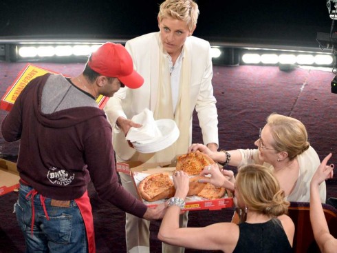 heres-a-list-of-actors-who-actually-ate-ellen-degeneres-oscar-pizza