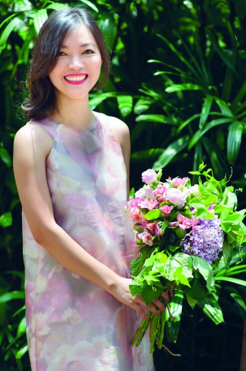 Đầm Truly Lam (Lam Boutique), Hoa tươi Padma De Fleur 