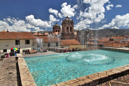 Peru-Cusco-Fountain-L