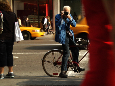 bill_cunningham-on-bike