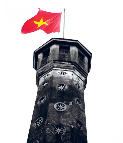 Ngày nay, Cột cờ Hà Nội vẫn đứng hiên ngang và là một công trình lịch sử nằm trên đường Điện Biên Phủ, thuộc quận Ba Đình, Hà Nội. Cùng với bảo tàng Quân đội, kỳ đài hơn 200 năm tuổi được xây dựng vào năm 1812 dưới thời vua Gia Long triều Nguyễn ngày nay đã trở thành một điểm tham quan di tích lịch sử không thể thiếu với du khách đến Thủ đô.