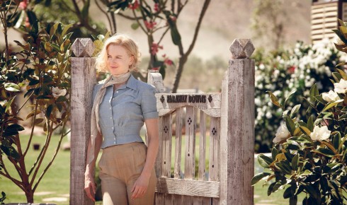 Nicole Kidman vào vai Lady Sarah Ashley trong Australia, đóng cùng Hugh Jackman