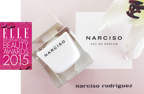 <strong> NƯỚC HOA </strong> <br> <br>
<strong> NARCISO RODRIGUEZ – Narciso </strong> <br>Nữ tính, gợi cảm, tràn ngập mùi gỗ nhưng 
nhẹ nhàng với những nốt hoa trắng rất nhu 
mì. Narciso Rodriguez làm nên mùi hương 
này sau một kỳ nghỉ đến Cyprus và chỉ với 
vài giọt hương, ta như được đến vùng đảo 
vắng thần tiên ấy. 