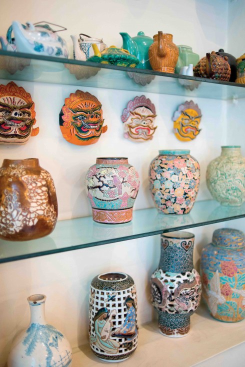 Bộ sưu tập gốm hiếm có được chủ nhân chăm chút gìn giữ hàng chục năm nay.