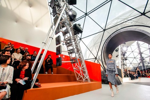 show diễn thu đông 2015 của Louis Vuitton