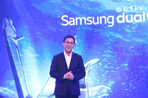 Đại diện Samsung phát biểu về sản phẩm mới