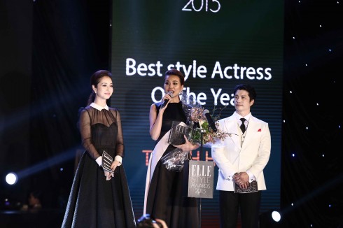 Thanh Hằng nhận giải Actress of the year - ELLE Style Awards 2015