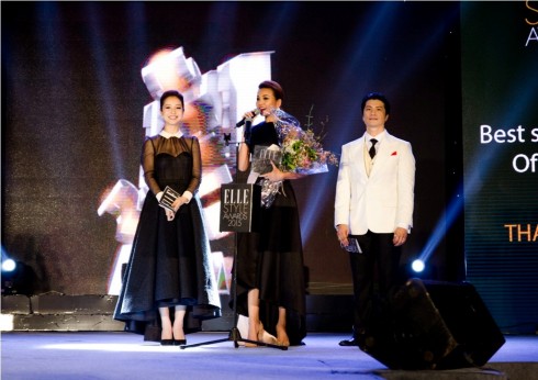 Thanh Hằng nhận giải Nữ diễn viên phong cách nhất của năm