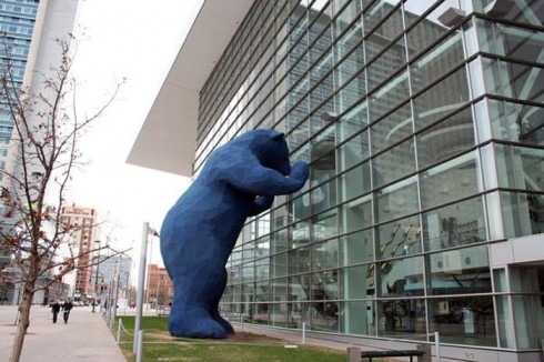 Denver Big Blue Bear sculpture by Lawrence Argent