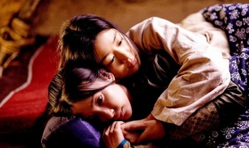 Jeon Ji Hyun và Lý Băng Băng trong bộ phim "Tuyết Hoa Bí Phiến"