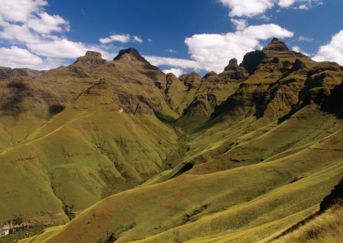 Quang cảnh núi Drakensberg và khu bảo tồn KwaZulu-Natal