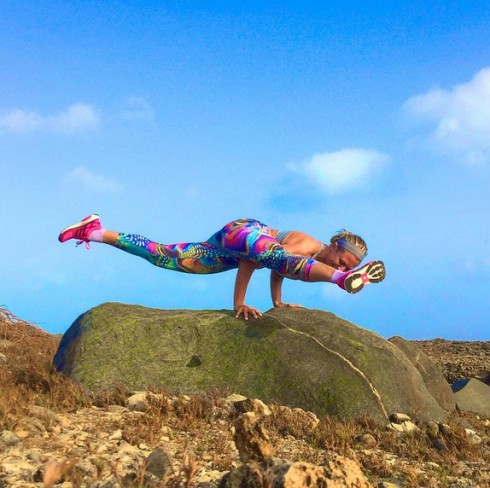 Bí quyết sống lành mạnh của @yoga_girl
