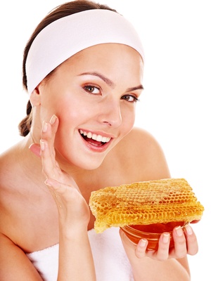  facial masks of honey.
