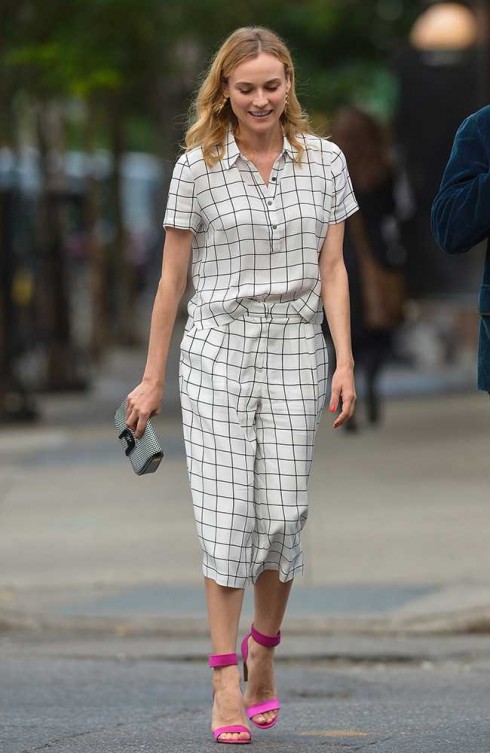Diane Kruger diện "cả cây" kẻ ô với áo và quần culottes ( £34) đều đến từ Forever 21 ở New York.