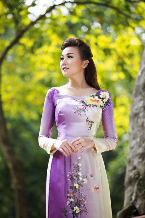 cac mau ao dai dep co thuyen