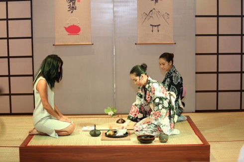 Khách mời có dịp trải nghiệm truyền thống đặc sắc và tinh túy của Nhật Bản