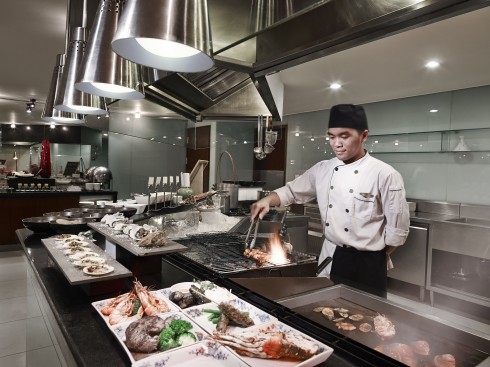 Sofitel Plaza Hanoi - Brasserie Westlake_BBQ Station