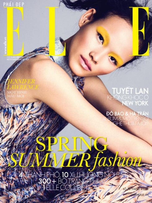 Người mẫu Tuyết Lan xuất hiện trên trang bìa của tạp chí ELLE