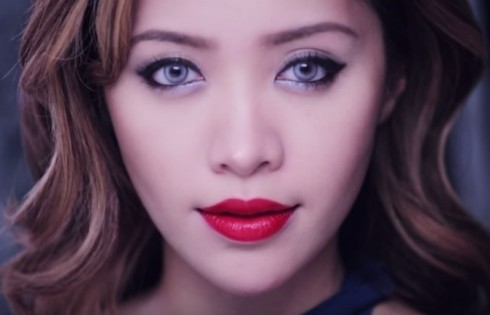 hoc-cach-trang-diem-du-tiec-noi-bat-tu-Michelle-Phan-ellevn-8