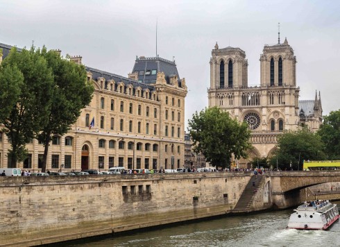 Một góc Paris với những tòa nhà kiến trúc đẹp mắt