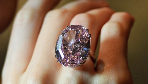 Image: Pink star diamond offered at auction