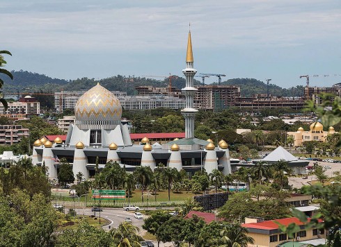Toàn cảnh rực rỡ của Sabah State Mosque