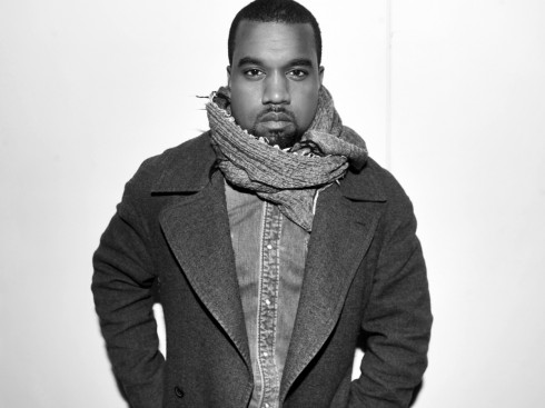 Kanye West - Bạn có biết truóc khi trở thành một rapper, Kanye West "xuất thân" là sinh viên thời trang? Anh chàng từng làm thực tập tại hai thương hiệu lớn Fendi và Louis Vuttion. 