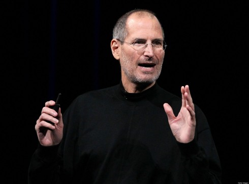 Steve Jobs - CEO của Apple đã từng làm thực tập sinh cho Chủ tịch Hewlett-Packard với thành tích nổi trội. Trong thời gian đó, Steve Jobs đã có cơ hội gặp gỡ Steve Wozniak - người đồng sáng lập với Jobs thương hiệu Apple đắt giá sau này.
