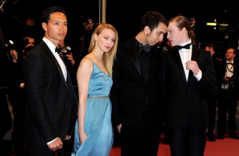Kim Lý tại LHP Cannes năm 2012 bên cạnh nữ diễn viên Sarah Gadon, đạo diễn Brandon Cronenberg và nam diễn viên Caleb Landry Jones.