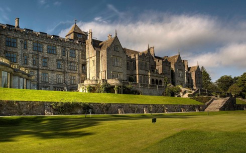 du lịch mùa thu - khách sạn Bovey castle, Anh