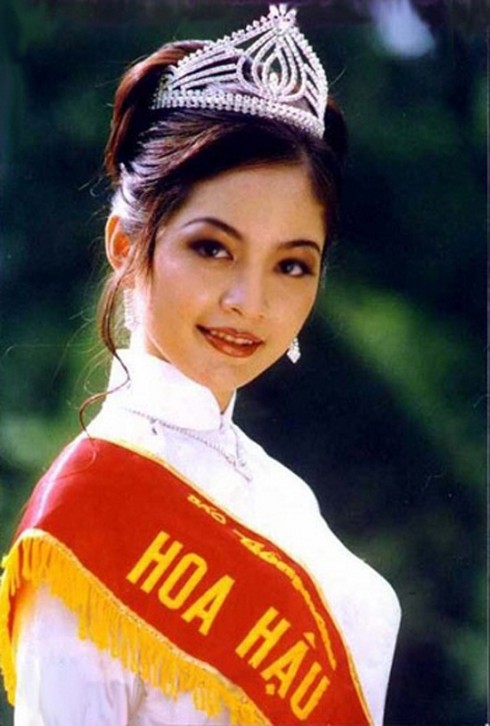Hoa Hậu Nguyễn Thiên Nga đăng quang năm 1996