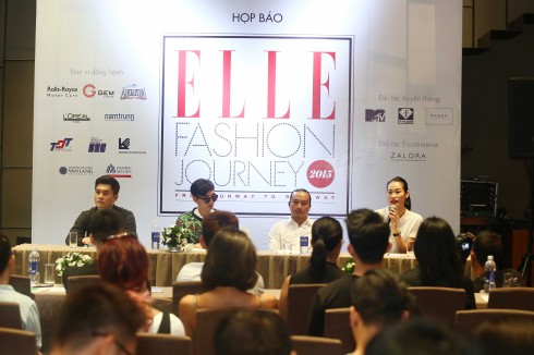Ban tổ chức ELLE Fashion Journey