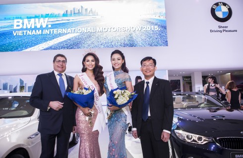 Hoa hậu Hoàn Vũ Việt Nam 2015 Phạm Hương và Á hậu 1 Trà My là hai đại diện sắc đẹp được sử dụng xe BMW trong 1 năm.