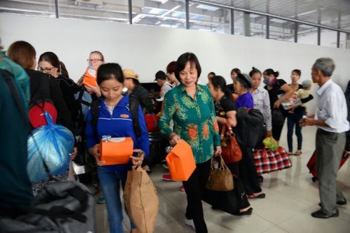 Nhân dịp ngày Phụ nữ Việt Nam 20.10, hãng hàng không giá rẻ Jetstar Pacific dành tặng hàng trăm phần quà cho hành khách trong chuyến bay ngày 19/10 và 20/10. 