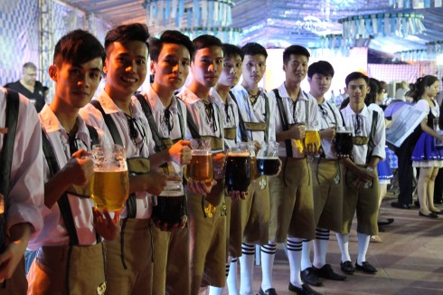 Lễ hội Oktoberfest tại Hà Nội năm nay sẽ tái hiện không khí sôi động và đậm chất văn hóa đặc trưng tiêu biểu của lễ hội Oktoberfest truyền thống.