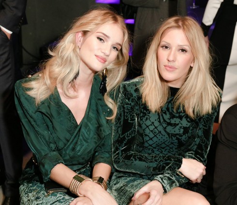 Rosie Huntington-Whiteley và Ellie Goulding.