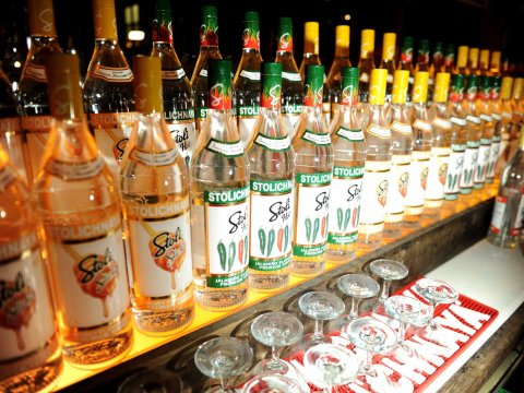 stolichnaya russian vodka Nền văn hóa ăn uống của các quốc gia trên Thế giới
